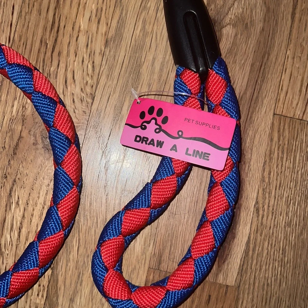 NEW with tags Nylon Dog Leash